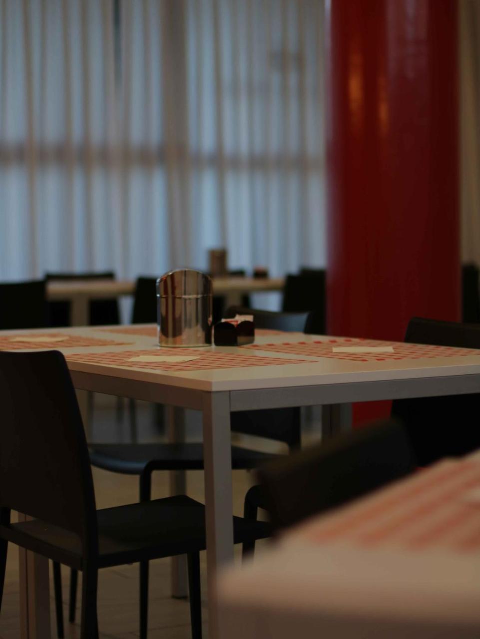 Master Hotel Reggio Emilia Bagian luar foto